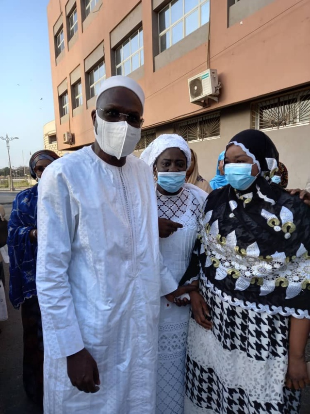 Khalifa Sall a présenté ses condoléances à famille de feu Serigne Chamsseddine Kane (images)