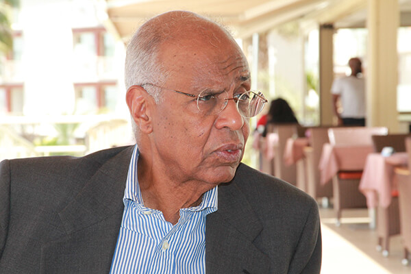 LE MAURITANIEN AHMEDOU OULD ABDALLAH DÉSIGNÉ ENVOYÉ SPÉCIAL DE L’OIF AU TCHAD LE MAURITANIEN AHMEDOU OULD ABDALLAH DÉSIGNÉ ENVOYÉ SPÉCIAL DE L’OIF AU TCHAD