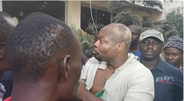 Nianing : Guy Marius Sagna et ses camarades du FRAPP violentés et exfiltrés par la Gendarmerie. Nianing : Guy Marius Sagna et ses camarades du FRAPP violentés et exfiltrés par la Gendarmerie.