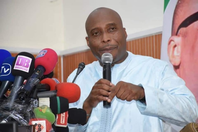 BARTHÉLÉMY DIAS « Le Président Macky Sall est très petit pour faire disparaître Dakar » BARTHÉLÉMY DIAS « Le Président Macky Sall est très petit pour faire disparaître Dakar »