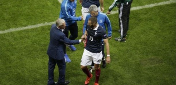 Bleus : Didier Deschamps a « discuté longuement » avec Karim Benzema, retenu pour l'Euro Bleus : Didier Deschamps a « discuté longuement » avec Karim Benzema, retenu pour l'Euro