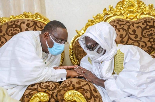 La réaction du Président Macky Sall après sa rencontre avec Serigne Mountakha Mbacké La réaction du Président Macky Sall après sa rencontre avec Serigne Mountakha Mbacké