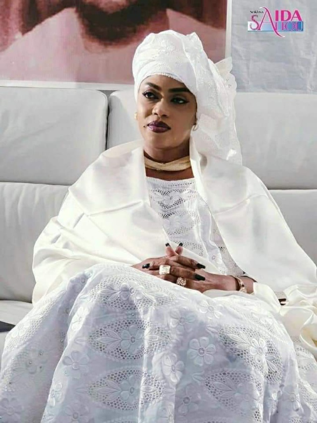 Faux cils et faux ongles – Sokhna Aïda Diallo ne respecte pas les préceptes de l’islam ! Faux cils et faux ongles – Sokhna Aïda Diallo ne respecte pas les préceptes de l’islam !