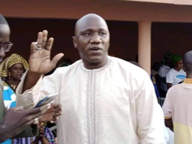 À L'ASSAUT DE LA MAIRIE DE KHOMBOLE: ABDOULAYE TINE INFLIGE AU MAIRE SA PREMIÈRE DÉFAITE. À L'ASSAUT DE LA MAIRIE DE KHOMBOLE: ABDOULAYE TINE INFLIGE AU MAIRE SA PREMIÈRE DÉFAITE.