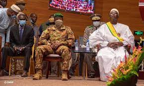 Démissions de Bah N'Daw et Moctar Ouane: le Mali sous la menace de sanctions Démissions de Bah N'Daw et Moctar Ouane: le Mali sous la menace de sanctions
