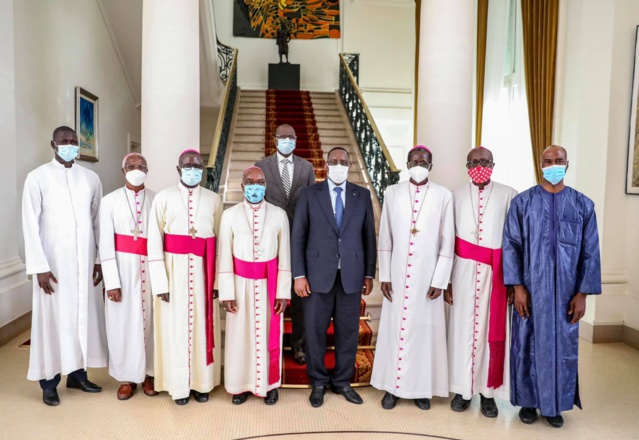L' Archevêque de Dakar, Monseigneur Benjamin Ndiaye reçu par le Pr Macky