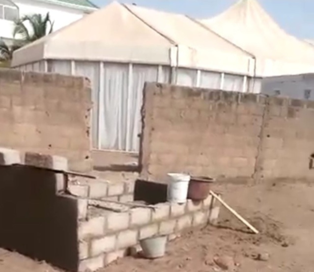 Exhumation d’un corps à Tivaouane – Des Moustachidines s’y opposent, ce qui a donné lieu à plusieurs arrestations Exhumation d’un corps à Tivaouane – Des Moustachidines s’y opposent, ce qui a donné lieu à plusieurs arrestations