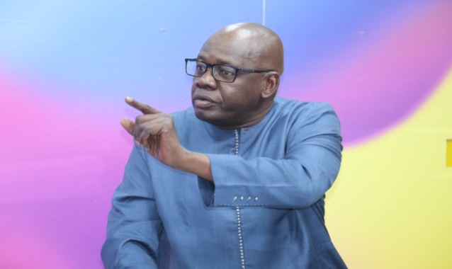 ME DJIBRIL WAR : « CES GROS BRAS SONT DES MILITANTS DE L’APR » ME DJIBRIL WAR : « CES GROS BRAS SONT DES MILITANTS DE L’APR »