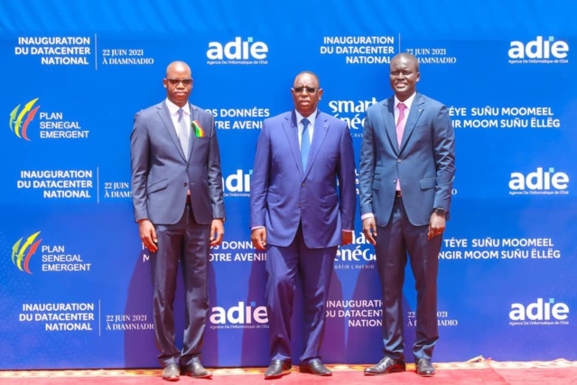 Macky SALL  inaugure le Centre de données de Dakar