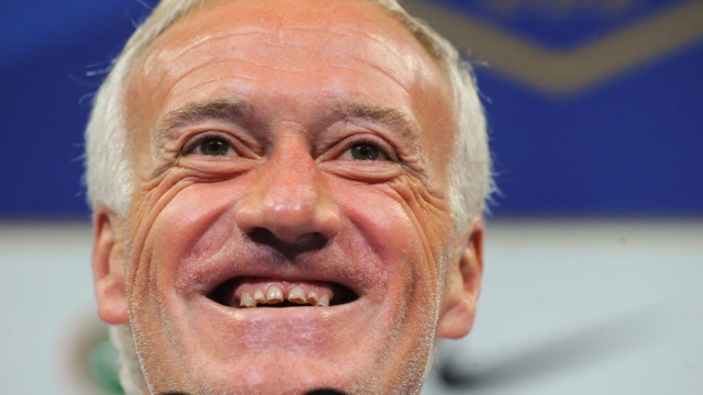 DESCHAMPS DOIT ARRÊTER DE JOUER À L'APPRENTI SORCIER DESCHAMPS DOIT ARRÊTER DE JOUER À L'APPRENTI SORCIER