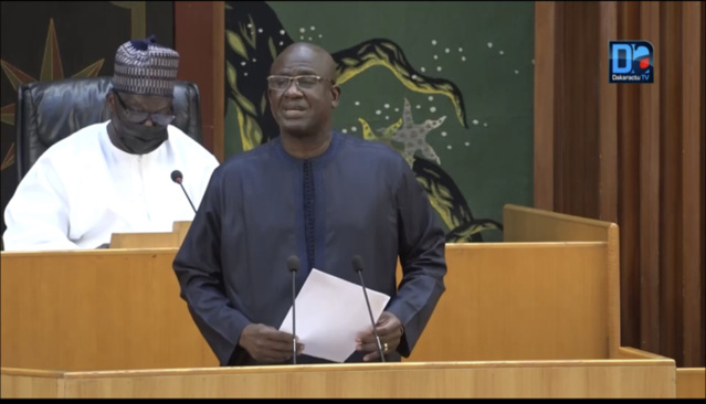 Amadou Mbery Sylla sur son altercation avec Sonko : « Il m'a donné un coup d'épaule et j'ai riposté par un coup de poing au visage » Amadou Mbery Sylla sur son altercation avec Sonko : « Il m'a donné un coup d'épaule et j'ai riposté par un coup de poing au visage »