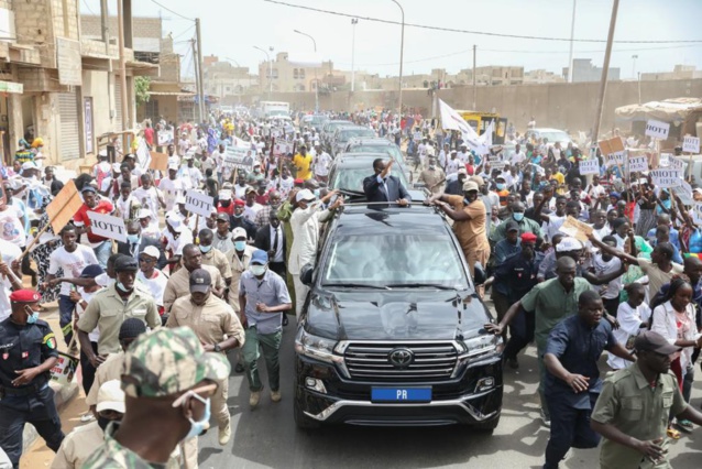 "Descente en banlieue dakarroise"  du Pr Macky Sall: Revivez l'incroyable mobilisation du jeune responsable de l'APR, Cheikh Mbacké Ndiaye