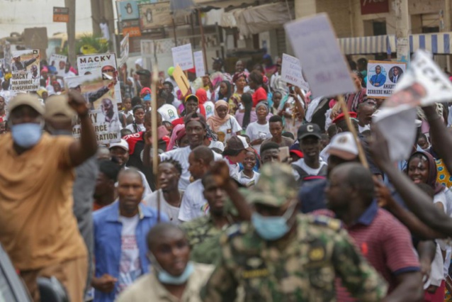 "Descente en banlieue dakarroise"  du Pr Macky Sall: Revivez l'incroyable mobilisation du jeune responsable de l'APR, Cheikh Mbacké Ndiaye
