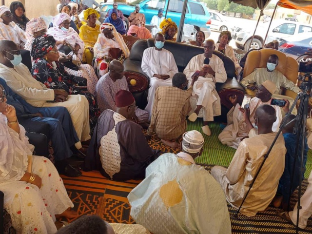 Macky envoie une délégation chez Aïda Mbodj Macky envoie une délégation chez Aïda Mbodj