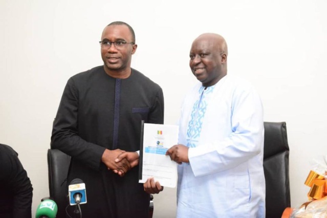 N'étant plus DG des ADS, Pape Mael Diop, passe le relais à Doudou Ka ! N'étant plus DG des ADS, Pape Mael Diop, passe le relais à Doudou Ka !