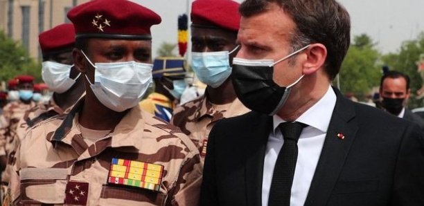 La discrète rencontre entre le président français Macron et son homologue tchadien Mahamat Déby