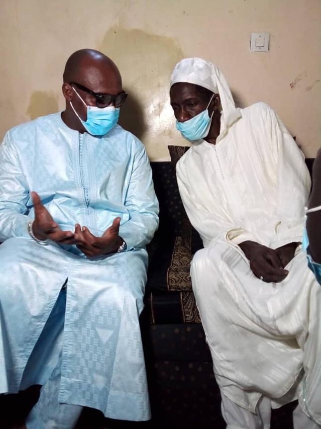 Suite des images de la visite de proximité de Barth Dias à la Médina en l'absence de l'édile Bamba Fall