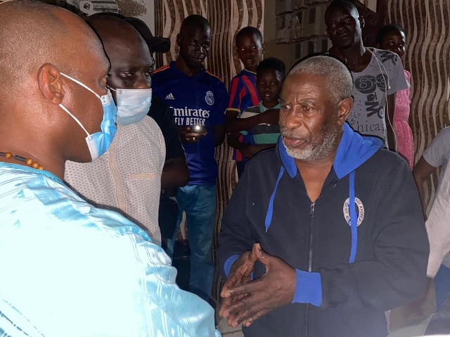 Suite des images de la visite de proximité de Barth Dias à la Médina en l'absence de l'édile Bamba Fall