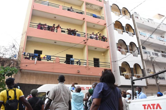 Suite des images de la visite de proximité de Barth Dias à la Médina en l'absence de l'édile Bamba Fall