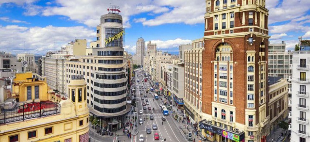 Tourisme : les craintes de Madrid et Lisbonne face au variant delta