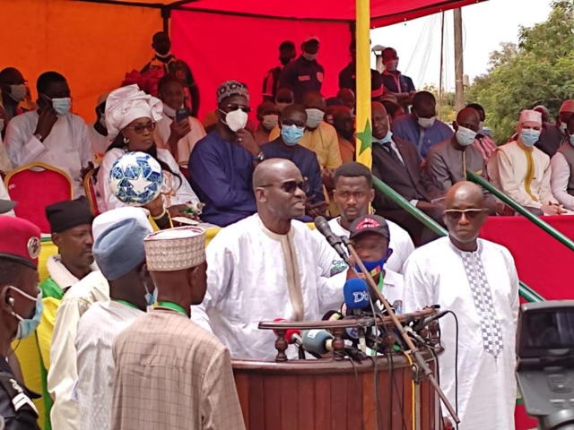 Laye Diaw : "Je n'ai jamais regretté d'avoir des amis sportifs" Laye Diaw : "Je n'ai jamais regretté d'avoir des amis sportifs"