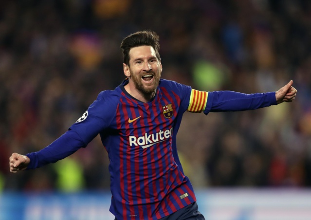 LIONEL MESSI VA PROLONGER AU FC BARCELONE MAIS... LIONEL MESSI VA PROLONGER AU FC BARCELONE MAIS...
