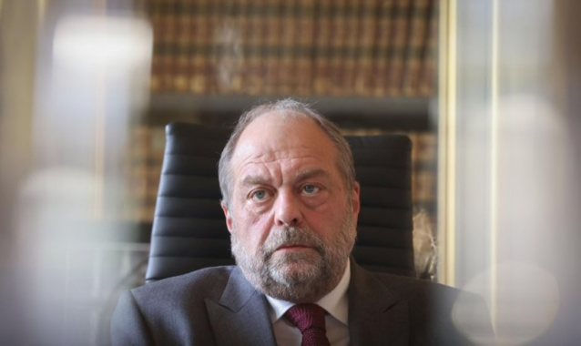 LE MINISTRE DE LA JUSTICE FRANÇAIS MIS EN EXAMEN