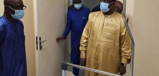 Covid-19: le Président Macky Sall se rend dans les Cte Covid-19: le Président Macky Sall se rend dans les Cte