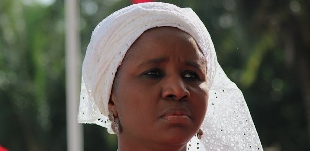 Aide Covid : Mariama Sarr a distribué des denrées à ses agents Aide Covid : Mariama Sarr a distribué des denrées à ses agents