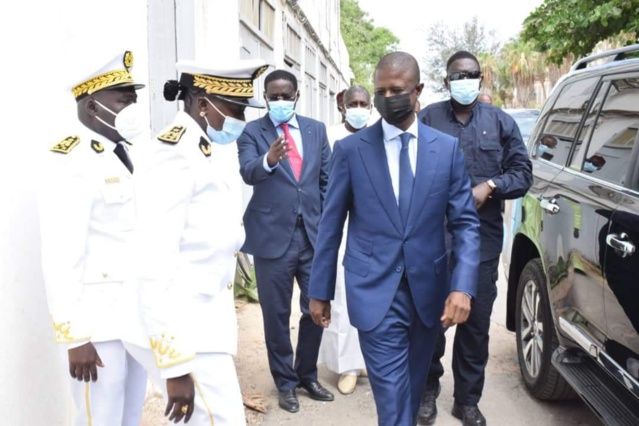 Installation du nouveau gouverneur de la région de Saint Louis par le ministre de l'Intérieur, Antoine Félix Diome (TEXTE ET IMAGES)