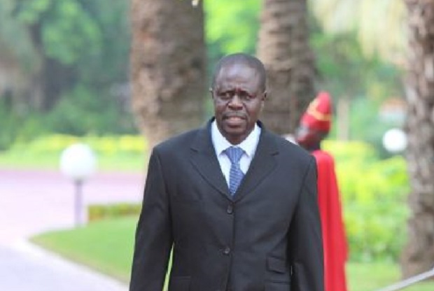 Covid-19 : De la nécessité de bien prescrire - Professeur Mame Thierno Dieng Covid-19 : De la nécessité de bien prescrire - Professeur Mame Thierno Dieng