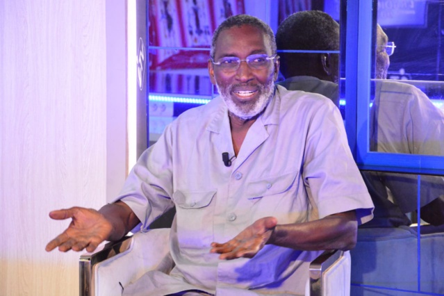 Sur ses allégations concernant du matériel médical revendu à des privés, le Docteur Niang  sert une version...spéciale: " Je l'ai entendu par ouï-dire "!