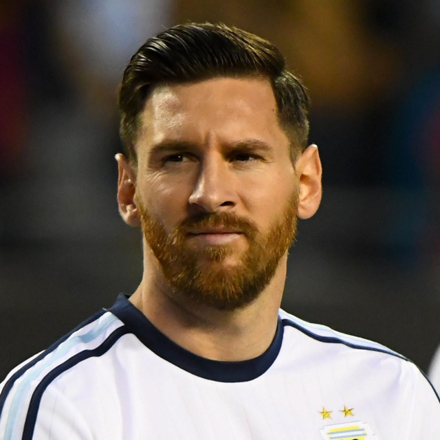 LIONEL MESSI LORS DE SA CONFÉRENCE DE PRÉSENTATION AU PSG : "MON ARRIVÉE ICI, C'EST DE LA FOLIE !"