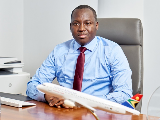 ​Pour mener a bon port la vision éclairée du chef de  l'Etat:  Le Directeur des Infrastructures aéroportuaires Souleymane Ndiaye en mission en République Tchèque
