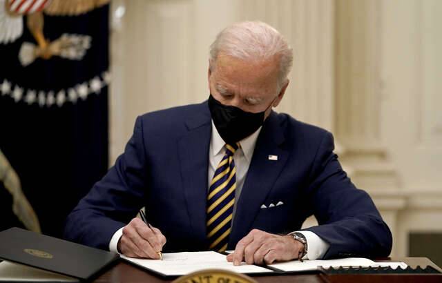 Biden «défend fermement» le retrait américain d’Afghanistan