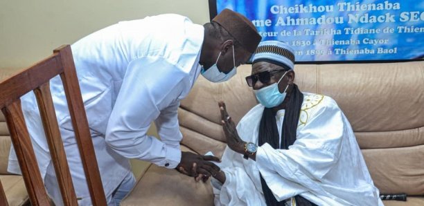 Condoléances à Thiénaba : Sonko sur les pas de Macky Condoléances à Thiénaba : Sonko sur les pas de Macky