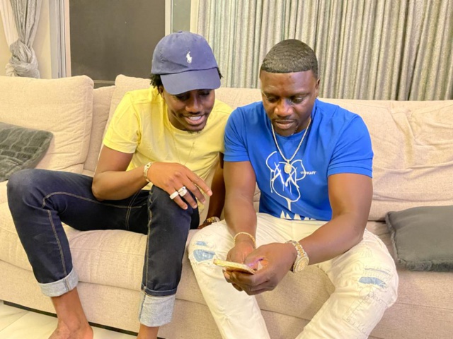 Waly Seck et "Akon" larguent une ..."bombe"(VIDÉO)