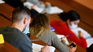 Covid-19 en France : une campagne de vaccination au collège et au lycée dès la rentrée