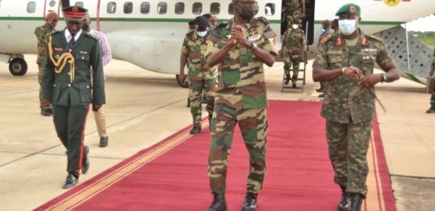 Coopération militaire Sénégal-Gambie : Le Cemga Cheikh Wade en visite de travail à Bandjul