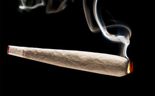 Touba: Polygame, gracié le 31 décembre, il est arrêté pour la 4ème fois pour 04 cornets de yamba Touba: Polygame, gracié le 31 décembre, il est arrêté pour la 4ème fois pour 04 cornets de yamba