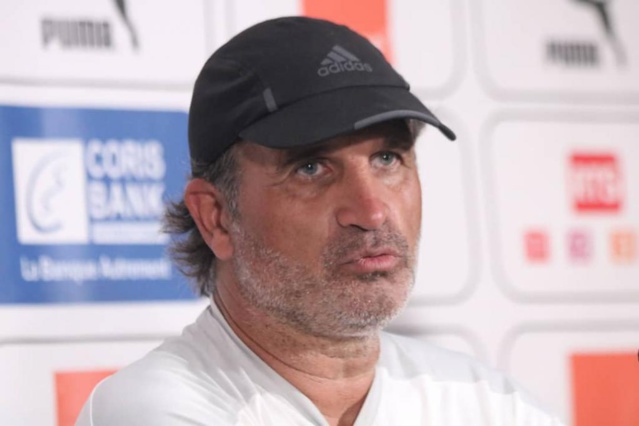 Duarte compare la pelouse du stade Lat Dior à celle des Européens Duarte compare la pelouse du stade Lat Dior à celle des Européens