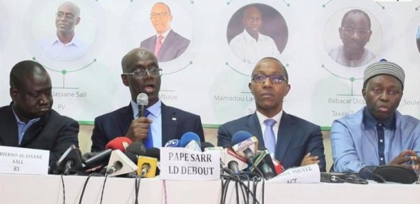 Coalition XXL : Le Crd et Jotna accusent Sonko et Khalifa d’avoir usurpé leur projet Coalition XXL : Le Crd et Jotna accusent Sonko et Khalifa d’avoir usurpé leur projet