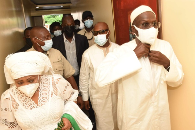 Coalition de l'opposition Sénégalaise- La réaction de Barthelemy Dias Coalition de l'opposition Sénégalaise- La réaction de Barthelemy Dias