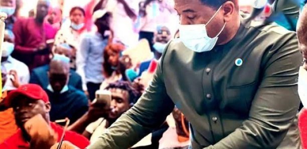 Grande coalition de l’opposition : Pourquoi Bougane avait quitté la salle avant de… Grande coalition de l’opposition : Pourquoi Bougane avait quitté la salle avant de…