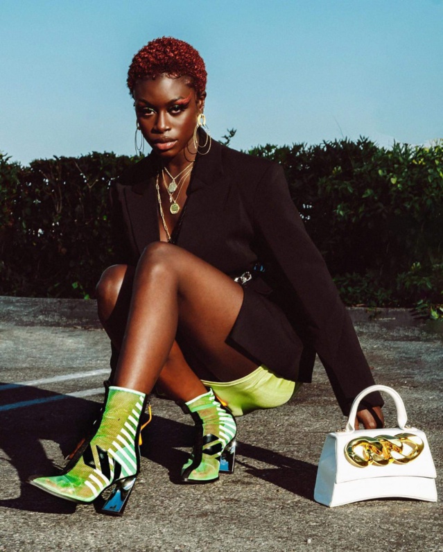 Pleine d'assurance, belle, fière de son identité "black"...Mame Diarra de "Sen Petit Galé" a bien grandi (IMAGES) Pleine d'assurance, belle, fière de son identité "black"...Mame Diarra de "Sen Petit Galé" a bien grandi (IMAGES)