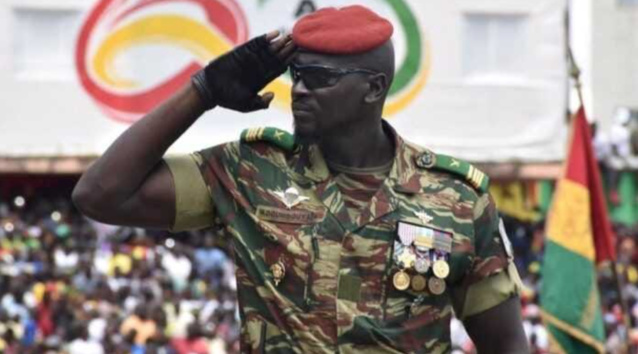 GUINÉE Le colonel Doumbouya libère les détenus politiques GUINÉE Le colonel Doumbouya libère les détenus politiques