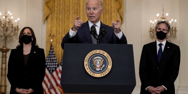 Covid-19: face à la montée du variant Delta, Joe Biden étend la vaccination obligatoire