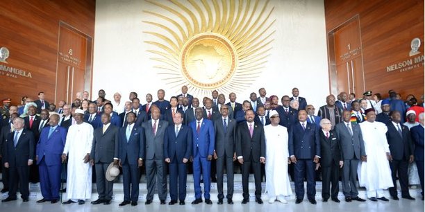 Coup d’Etat en Guinée : l’UA suspend le pays et exige la libération d’Alpha Condé Coup d’Etat en Guinée : l’UA suspend le pays et exige la libération d’Alpha Condé