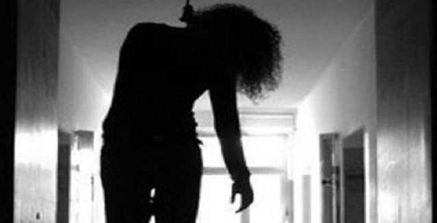 FASS- Une femme se suicide par pendaison FASS- Une femme se suicide par pendaison