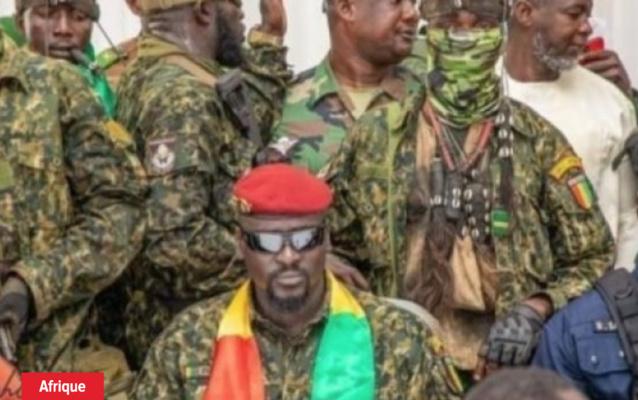 Guinée : Le colonel Doumbouya annonce un gouvernement de 16 ministres pour la transition Guinée : Le colonel Doumbouya annonce un gouvernement de 16 ministres pour la transition